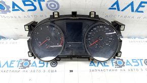 Instrument cluster VW Tiguan 18- SE 46k for polishing, broken housing, debris inside