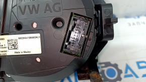 Instrument cluster VW Tiguan 18- SE 46k for polishing, broken housing, debris inside