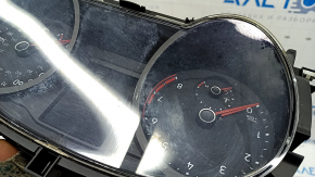 Instrument cluster VW Tiguan 18- SE 46k for polishing, broken housing, debris inside