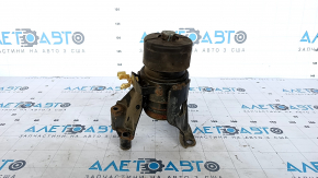 Rear engine mount Nissan Murano z52 15- AWD rusty, missing stud