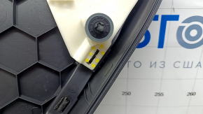 Door trim card rear left VW Tiguan 18 - black, scratches, abrasions, broken fastening, peeling coating on the handle