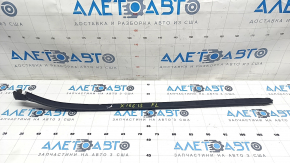 Left windshield molding Mercedes GLS-class X166 13-19 seal tears, cracks