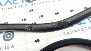 Front right door seal Mercedes GLS-class X166 13-19 cuts