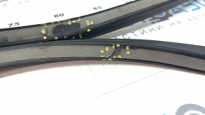 Front right door seal Mercedes GLS-class X166 13-19 cuts