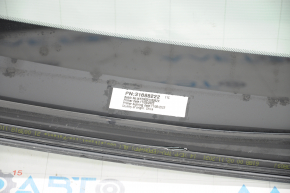 Windshield Polestar 2 21 - under the rain sensor and camera the seal is cut