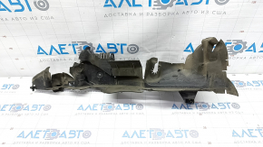 Left radiator deflector Chrysler Pacifica 17- 3.6 broken guide