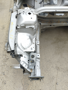 Front right quarter Lincoln MKZ 17-20 silver, on the body