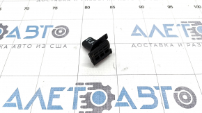 Radiator bracket lower left Chrysler Pacifica 17- 3.6