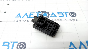 Front right door handle plug Chrysler Pacifica 17- for keyless