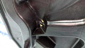 Chrysler Pacifica 17 front left inner door panel - broken