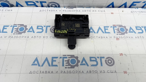 Front right door computer VW Tiguan 18 - broken mount