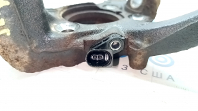 Front left trunnion VW Jetta 11-18 USA rusty, with sensor