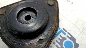 Front left shock absorber support Dodge Journey 11 - corrosion