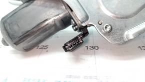 Windscreen wiper linkage with motor rear Chrysler Pacifica 17-