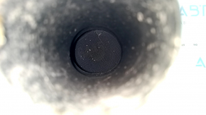 Catalytic converter from the middle part of Toyota Highlander 08-13 hybrid, dented, mesh crumbled