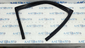 Rear left glass seal Chrysler Pacifica 17-