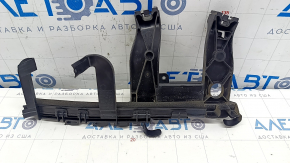 Rear left door glass guide Chrysler Pacifica 17- front