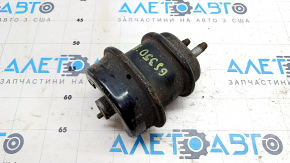 Engine mount right Lexus GS300 GS350 06-11 awd cracked