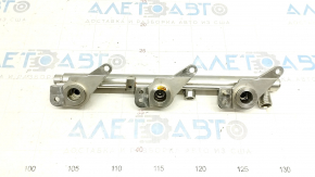 Fuel rail left Mercedes GLS-class X166 15-19 3.0 without sensor