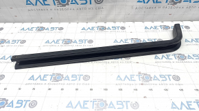 Door guide rear right center Chrysler Pacifica 17-