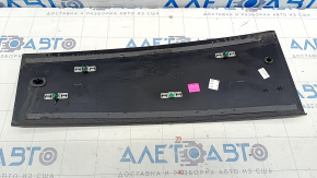 Door trim side rear left Chrysler Pacifica 17- rear, scratches