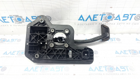 Chrysler Pacifica 17- Brake Pedal