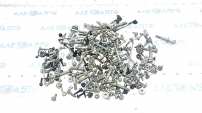 Chrysler Pacifica 17 underhood hardware - incomplete