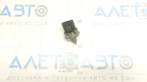 Fuel pressure sensor Mercedes GLS-class X166 13-19 on the fuel rail