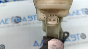 Master brake cylinder with reservoir Mazda6 09-13 seals for replacement