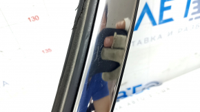 Rear left window molding Chrysler Pacifica 20 - chrome, worn
