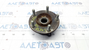 Rear right hub Mazda CX-5 17- awd rusty, play, bearing hums