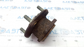 Rear right hub Mazda CX-5 17- awd rusty, play, bearing hums