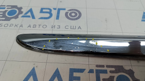 Lower door molding front left Chrysler Pacifica 17- chrome, coating swelled, scratches, broken fasteners