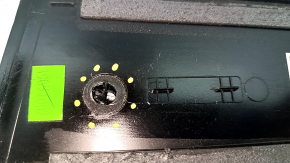 Door trim side front left Chrysler Pacifica 17- broken fastening