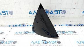 Rear left fender plug Chrysler Pacifica 17-