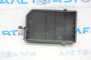 Polestar 2 21 underhood fuse box cover - scratches