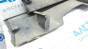 Right threshold Jeep Cherokee KL 14 - structure, broken fastening, sand