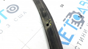 Jeep Cherokee KL 19-21 Hood Seal Tears