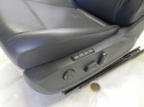 Driver's seat Volkswagen ID.4 21-23 without airbag, electric, heated, memory, black leather, driftwood, electrics not working, cracks in leather