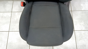 Driver's seat Nissan Rogue 23 without airbag, mechanical, cloth black US built, for dry cleaning, rusty at the bottom