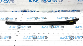 Windshield molding left Mercedes GLC 16-22 SUV