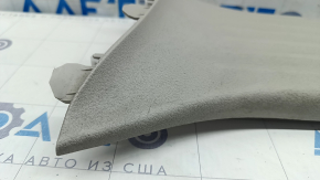 Door sill trim rear left Chrysler Pacifica 17- gray, scratches, abrasions, needs cleaning