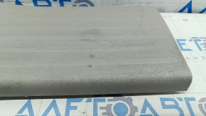 Door sill trim rear left Chrysler Pacifica 17- gray, scratches, abrasions, needs cleaning