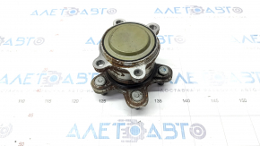 Rear left hub Nissan Rogue 21-23 FWD
