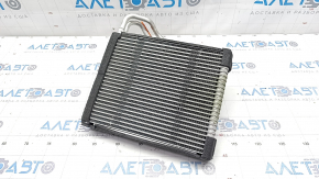 Nissan Rogue 21-24 us built evaporator with valve