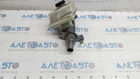Master brake cylinder with reservoir Mercedes GLS-class X166 13-19 with cover