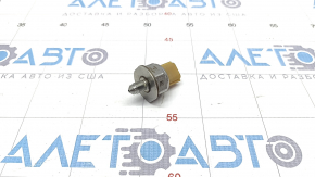 Fuel pressure sensor Nissan Rogue 22-23 1.5T on the fuel rail
