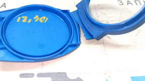 Volkswagen ID.4 21-23 windshield washer reservoir cap is broken