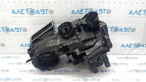Heater housing bare Nissan Rogue 22-23 us built broken guide