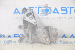 Oil filter housing Lexus GS300 GS350 06-11 awd